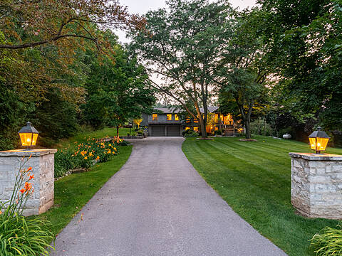 SOLD – 14060 7th Concession, King