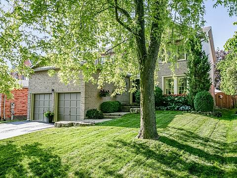 SOLD – 21 Beatty Cres, Aurora