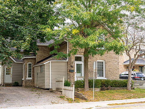 SOLD – 48 Machell Ave, Aurora